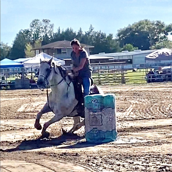 Meet your Posher, Kelly - Picture 6 of 9